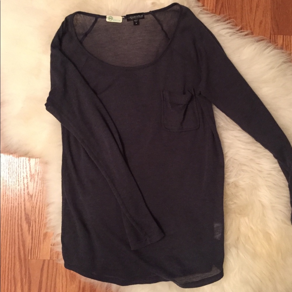 AG Maternity long sleeve top